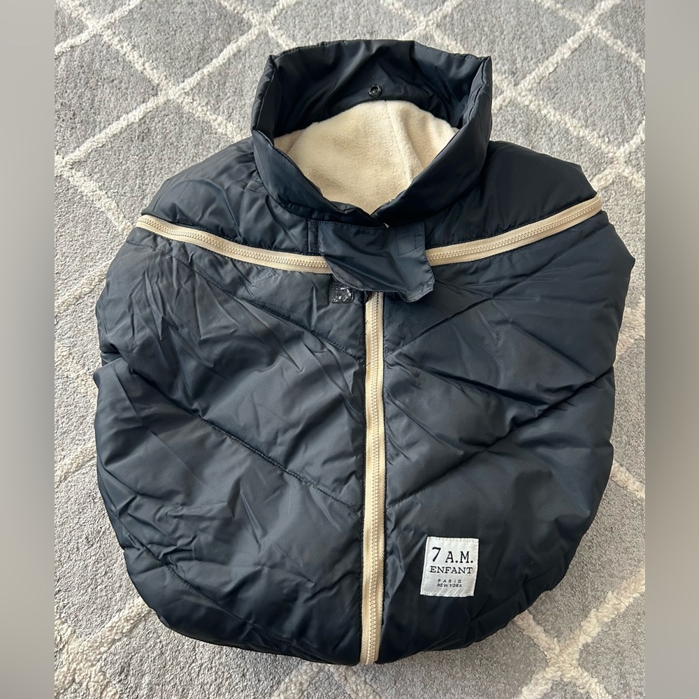 7AM Enfant Cocoon - Black w/ Faux Fur Trim - Picture 4 of 7